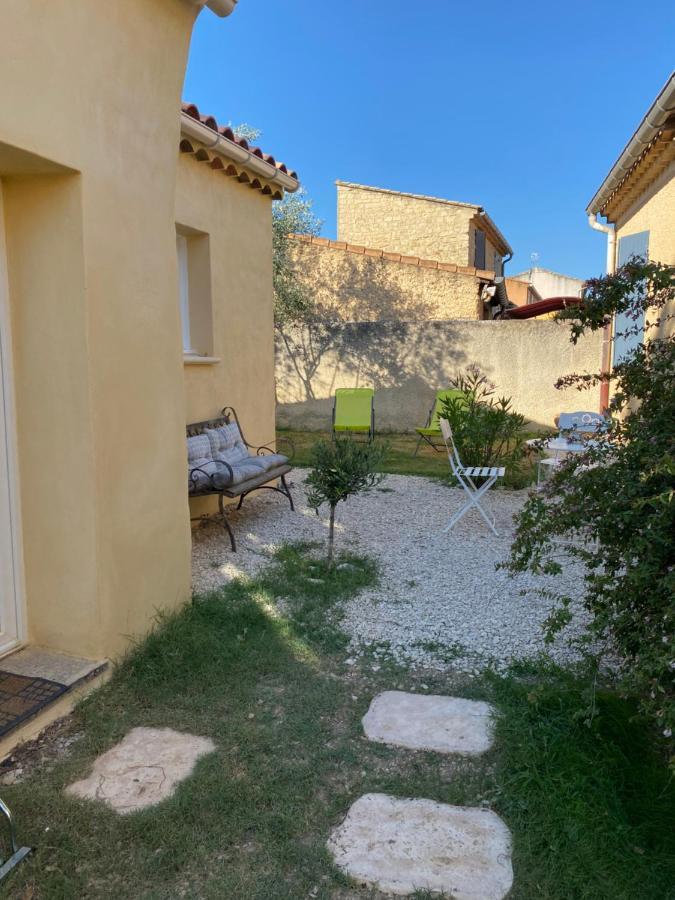 Gite Lou Sabai Au Pied Des Dentelles De Montmirail, Piscine Partagee Aubignan Esterno foto